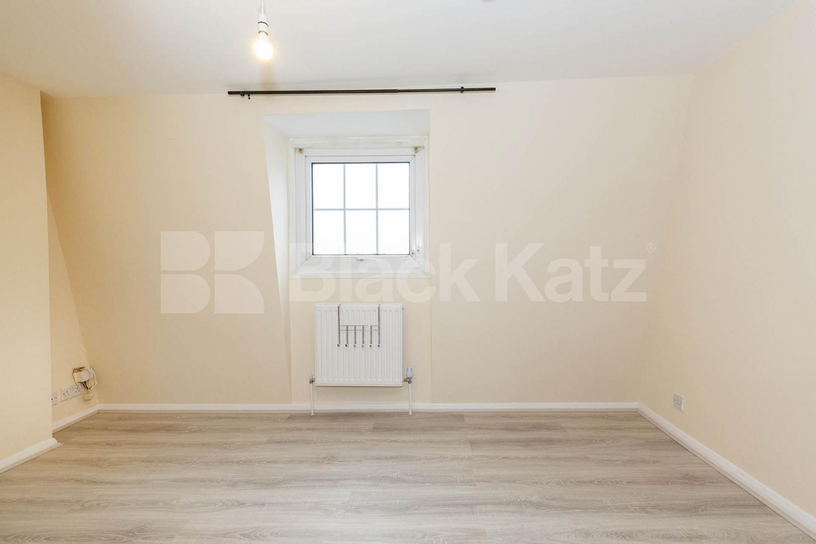 Newly refurbished 4 bed property located near Shoreditch Park Hoxton Street, Hoxton